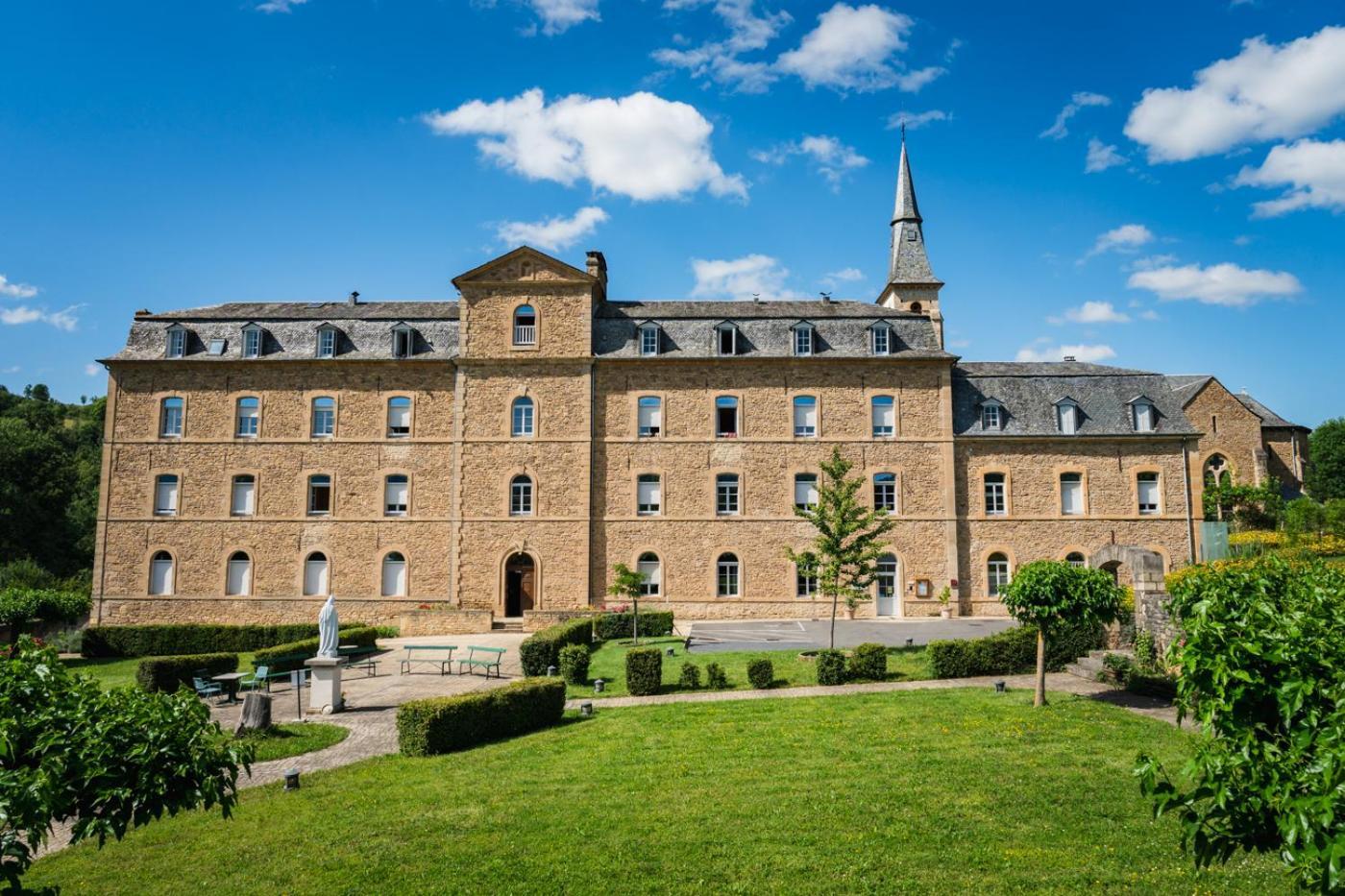 Saint-Côme-dʼOlt Accueil Du Couvent De Malet酒店 外观 照片